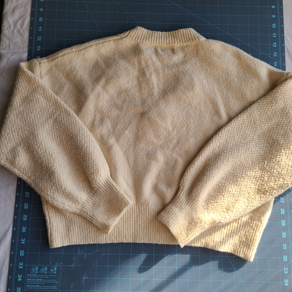 Jessica Simpson Cream Sweater with Floral Details Cottagecore Boho Country Charm - Picture 7 of 8